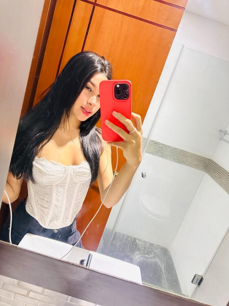 Chica busca chico en Granada: 