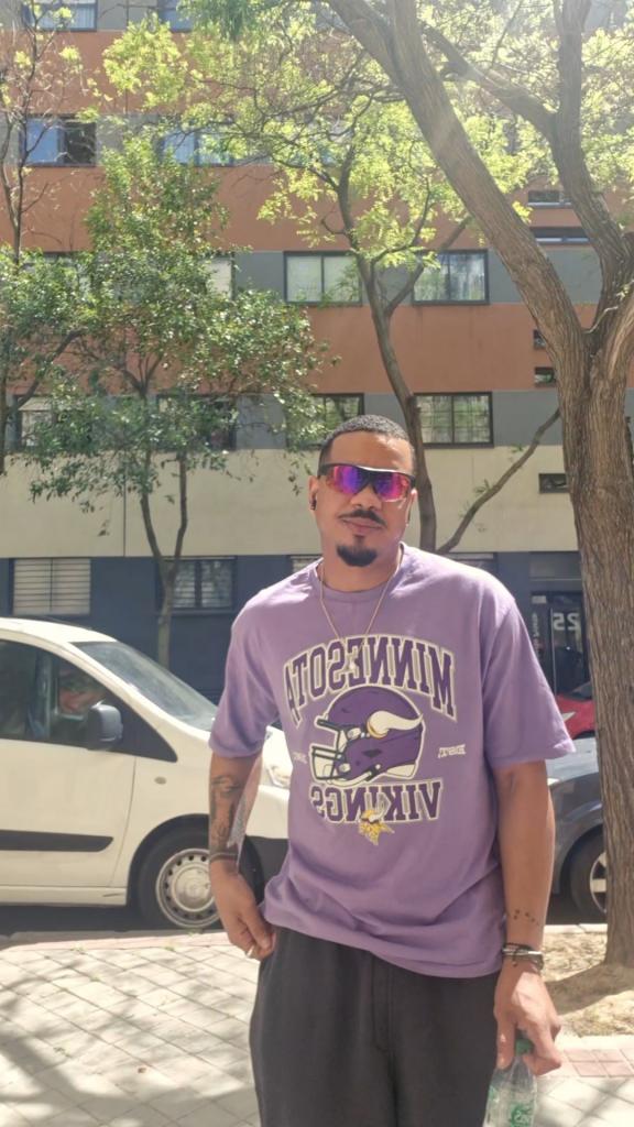 Chico busca chica en Madrid: 