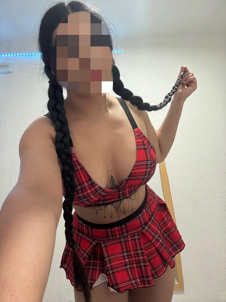 617236177: Chica busca chico en Almería