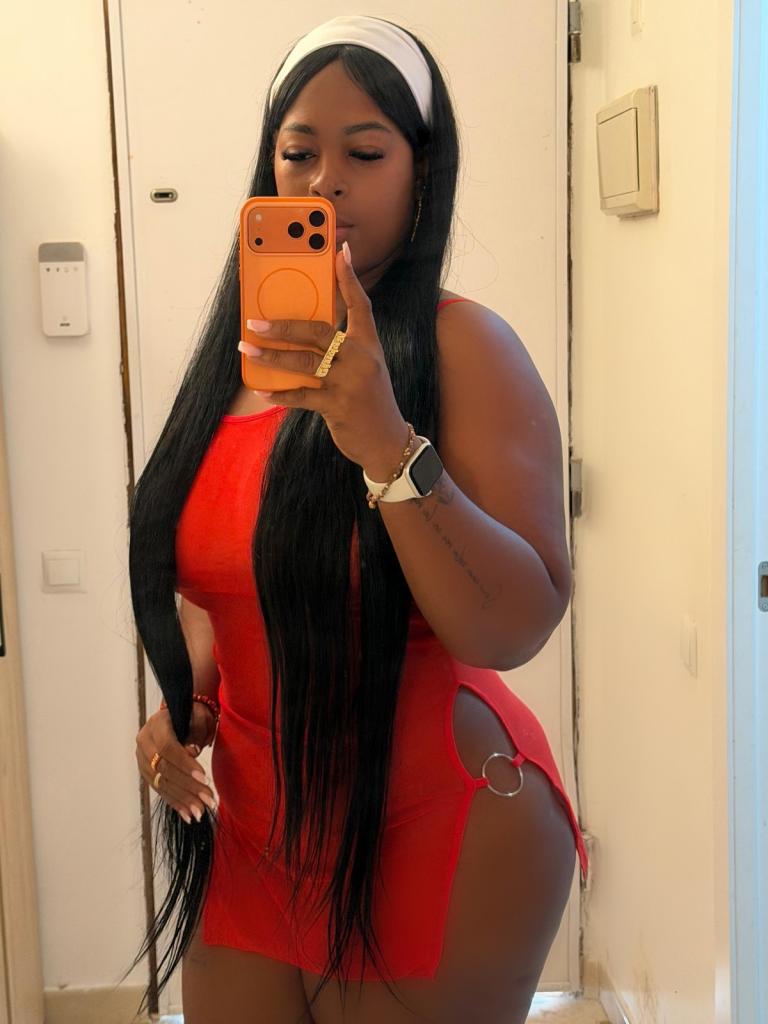 Chica busca chico en Tenerife: Chica busca chico