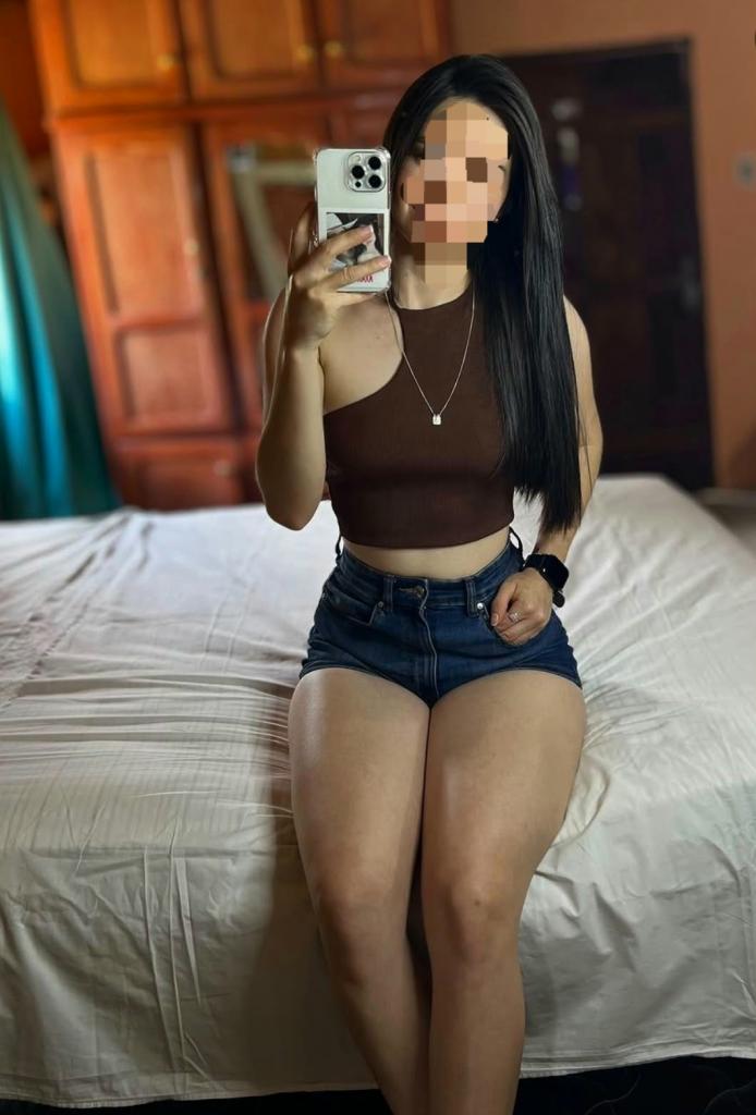 Chica busca chico en Cádiz: 
