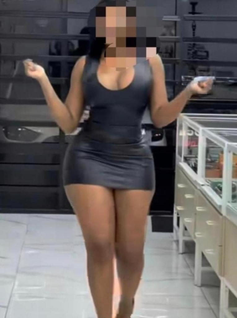 Chica busca chico en Granada: 