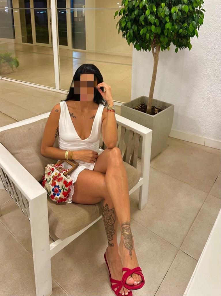 Chica busca chico en Alicante: 