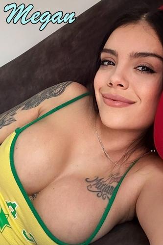 637877815: Chica busca chico en Madrid