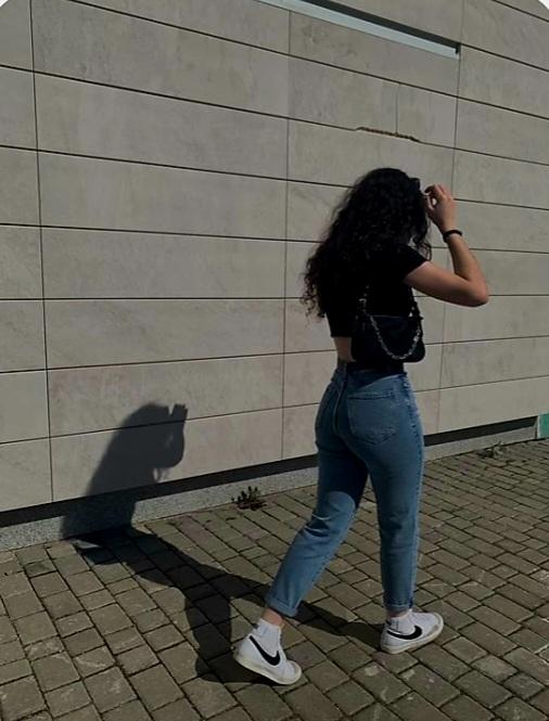 663869604: Chica busca chico en Alicante