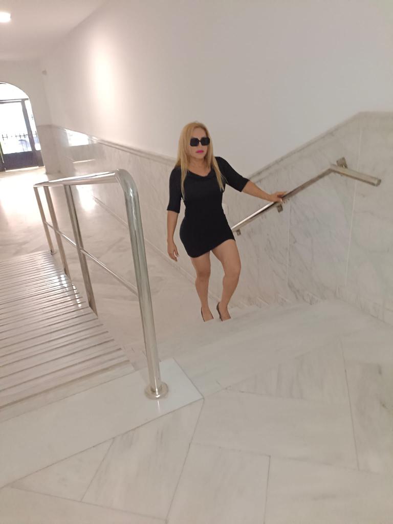 632473804: Chica busca chico en Alicante