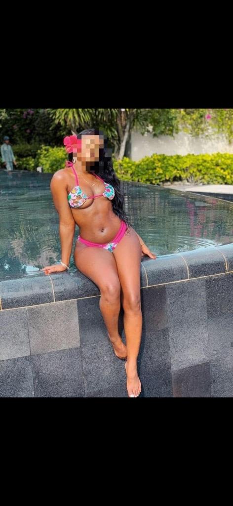 Chica busca chico en Lérida: 