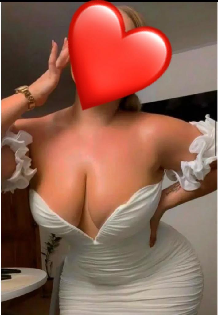 613884068: Chica busca chico en Almería