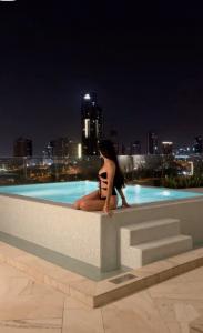 600067704: Chica busca chico en Gerona