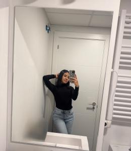 632242578: Chica busca chico en Gerona