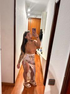 623113967: Chica busca chico en Barcelona