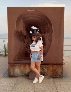643759513: Chica busca chico en Cantabria