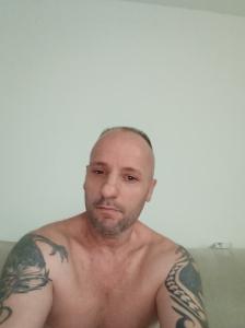684035666: Chico busca chica en Sevilla