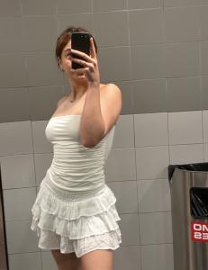 642077045: Chica busca chico en Madrid