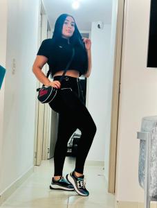 742012952: Chica busca chico en Madrid