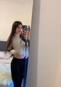 624378245: Chica busca chico en Málaga