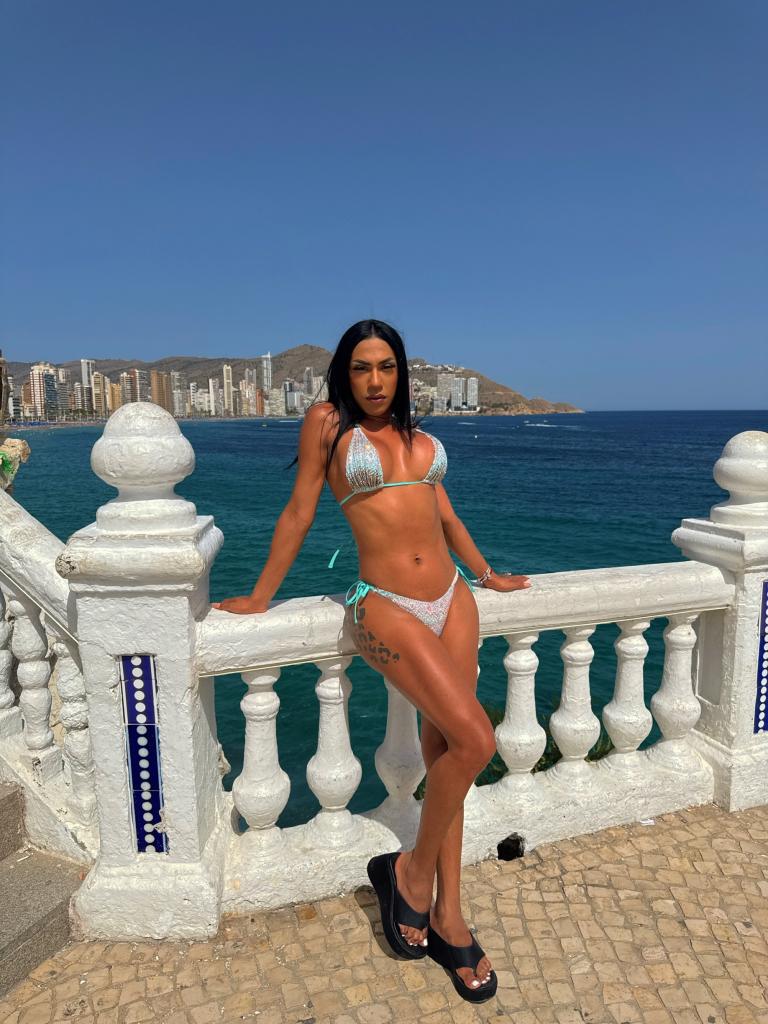 641092518: Transexual en Alicante