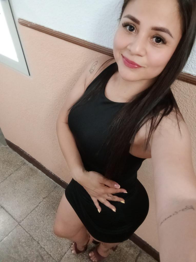 600021440: Chica busca chico en León