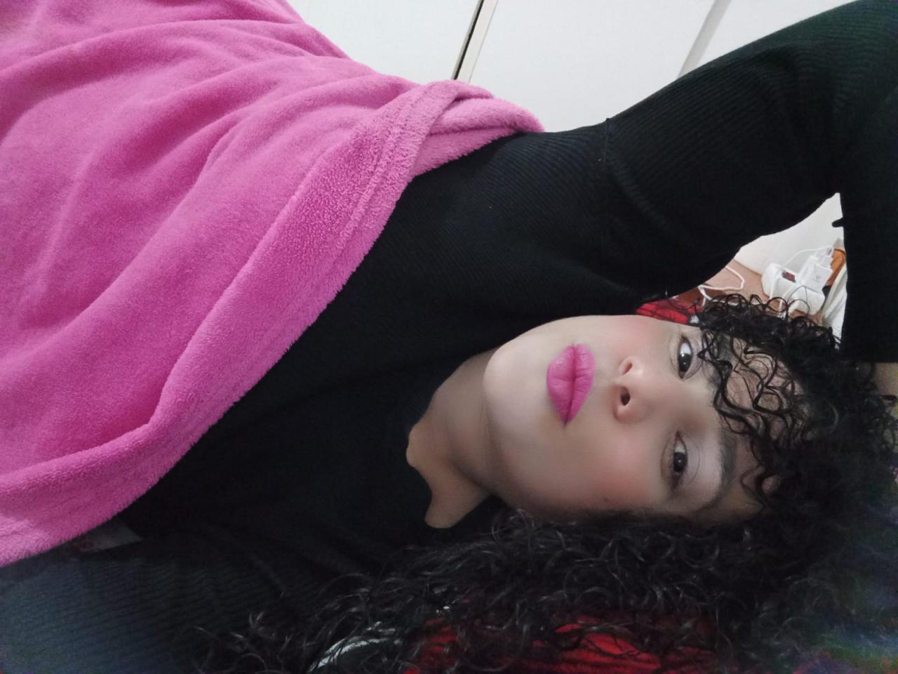 603113975: Chica busca chico en Murcia