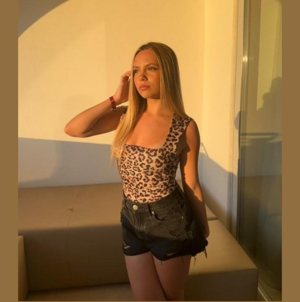 Chica busca chico en Granada: 