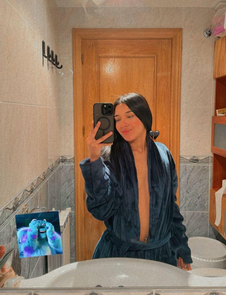 678953858: Chica busca chico en Granada
