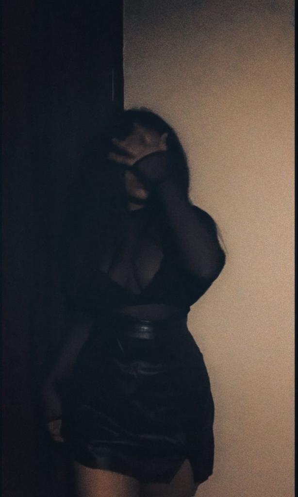 Chica busca chico en Lérida: 