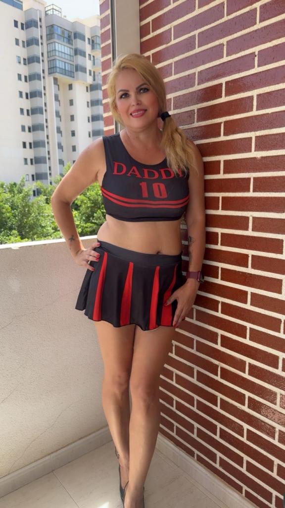 614416746: Chica busca chico en Alicante