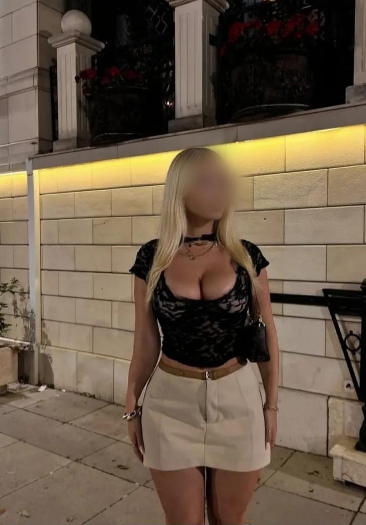 632370497: Chica busca chico en Madrid