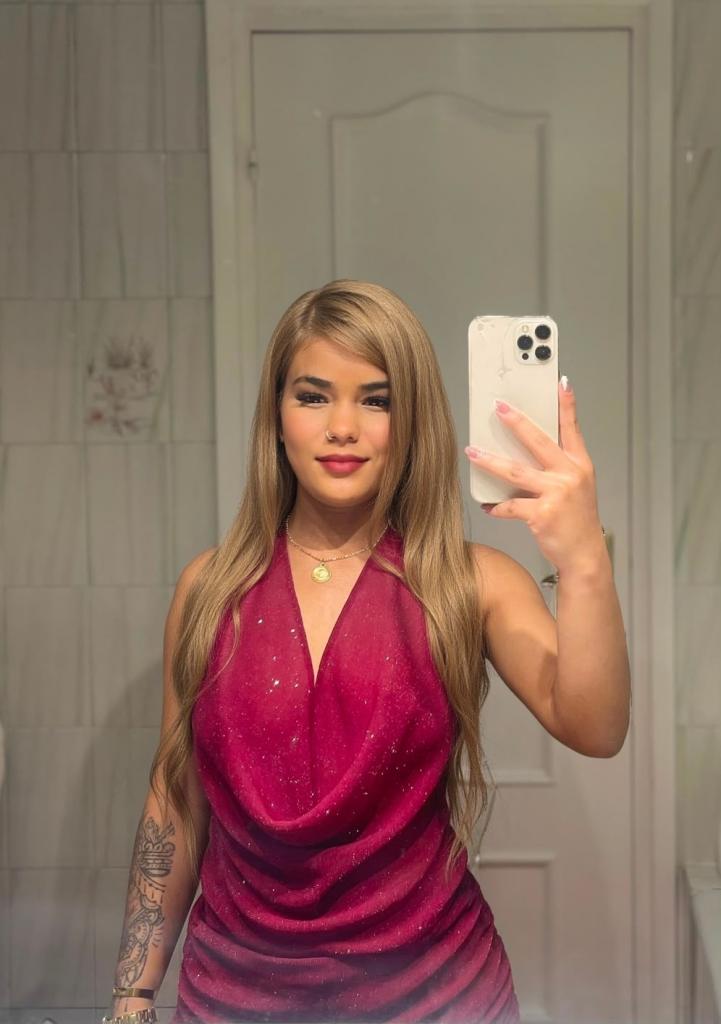 743015839: Chica busca chico en León