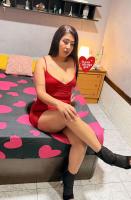 613335062: Chica busca chico en Barcelona