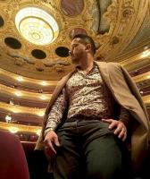 604461063: Chico busca chica en Barcelona