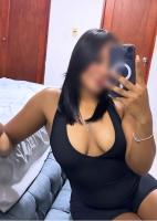 657783176: Chica busca chico en Sevilla