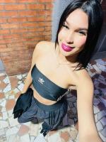 673958533: Chica busca chico en Granada