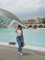 677164407: Chica busca chico en Málaga