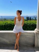 745095121: Chica busca chico en Madrid