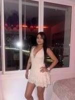 613793336: Chica busca chico en Barcelona