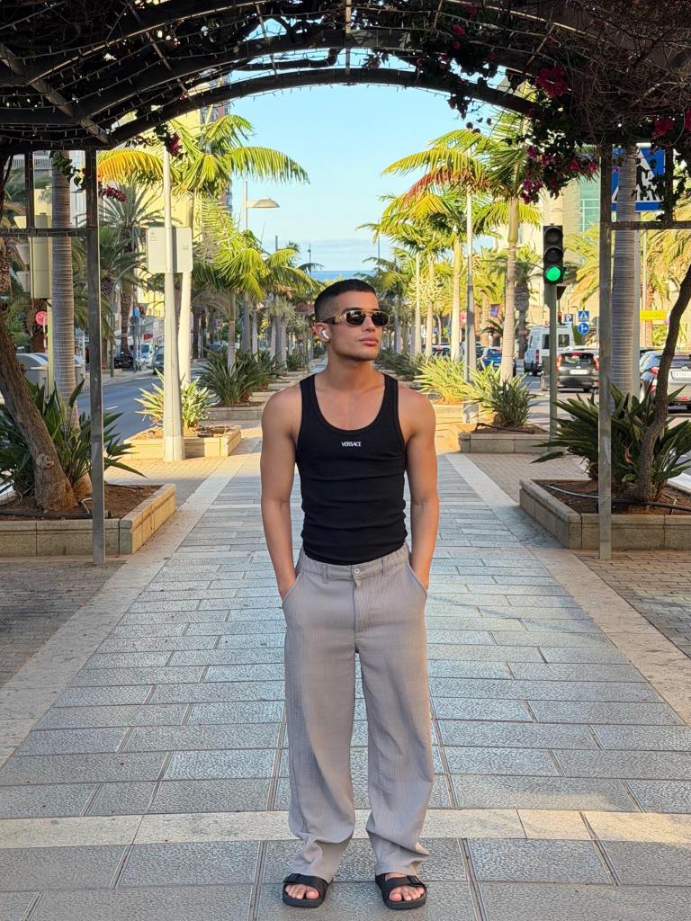 604302002: Chico busca chica en Madrid