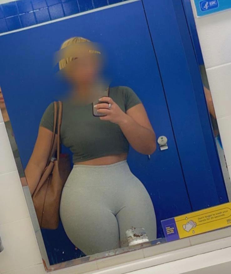 Chica busca chico en Cádiz: 