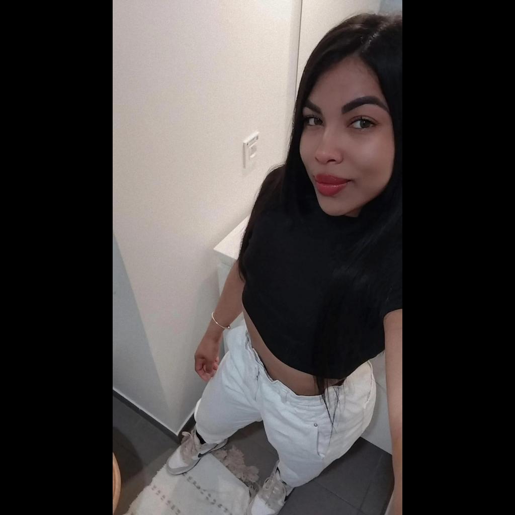 Chica busca chico en Granada: 