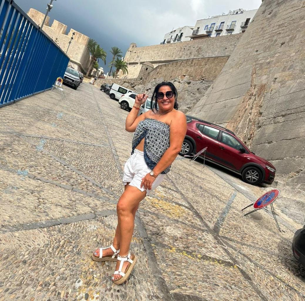 Chica busca chico en Cádiz: 