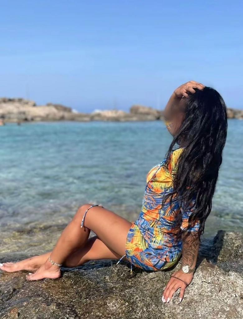 Chica busca chico en Cádiz: 