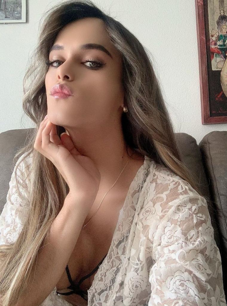 604313043: Chica busca chico en Vizcaya