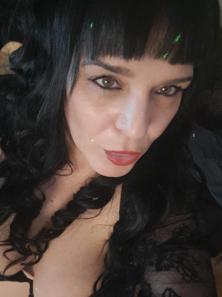 Chica busca chico en Pontevedra: 