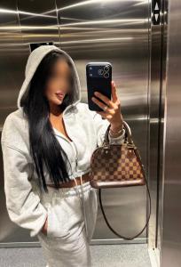 627108925: Chica busca chico en Cádiz