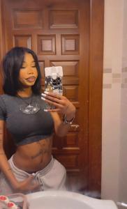 671477679: Chica busca chico en Madrid