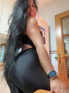 631885968: Chica busca chico en Granada