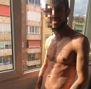 610325639: Chica busca chico en Málaga