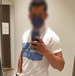 645218017: Chico busca chica en La Coruña