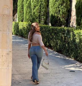 613582971: Chica busca chico en Granada