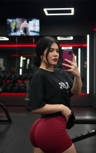 654426248: Chica busca chico en Gerona